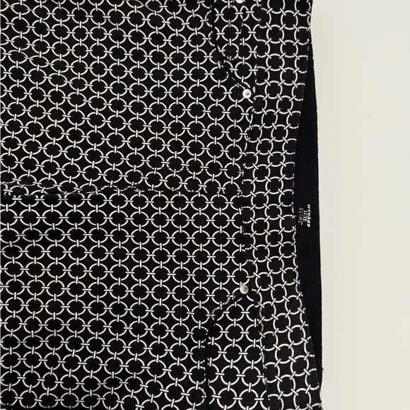 Nygard Luxe Slims | women’s pants | Large (14-16) | Black/white - Picture 6 of 9